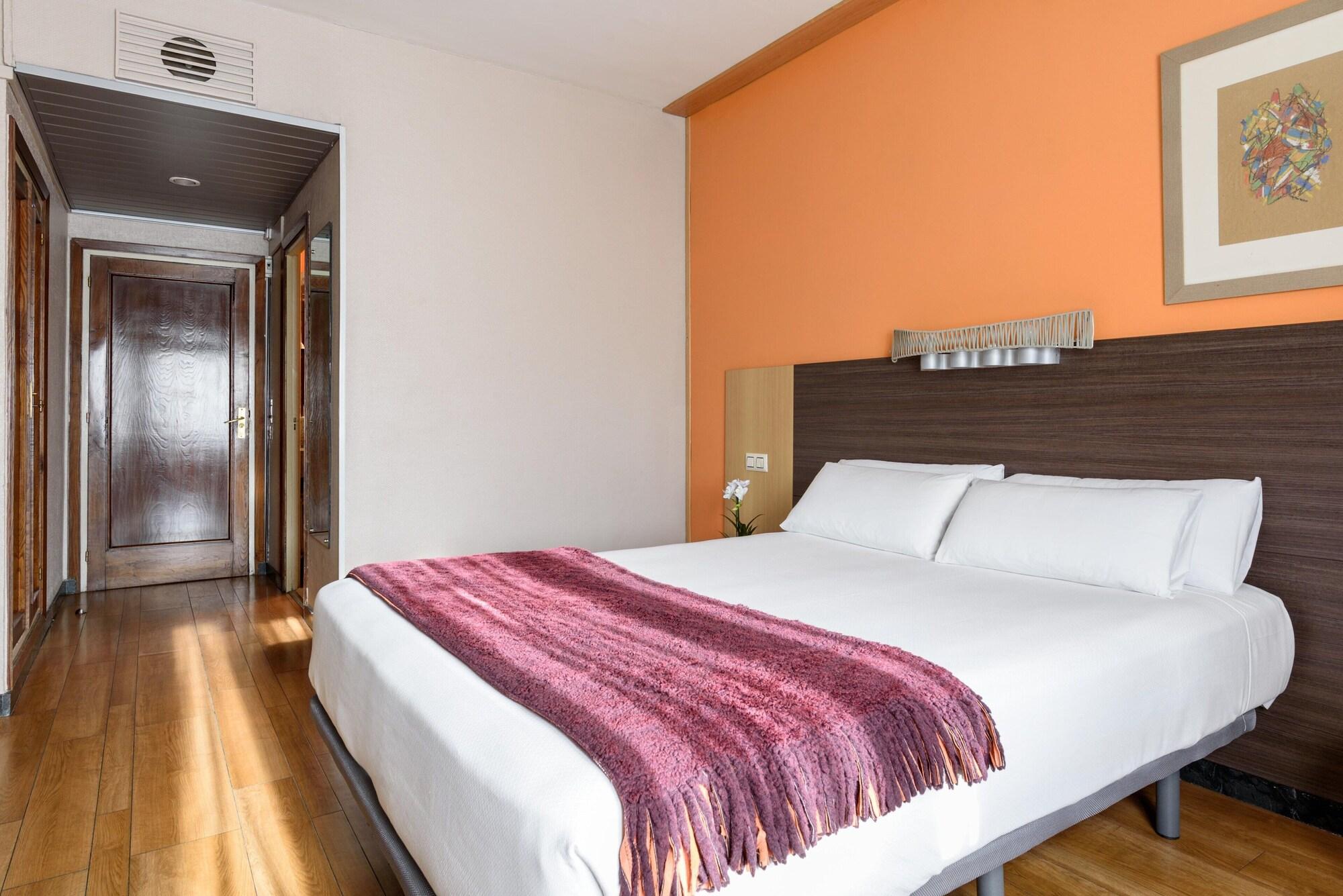 Crisol Quindos Hotel