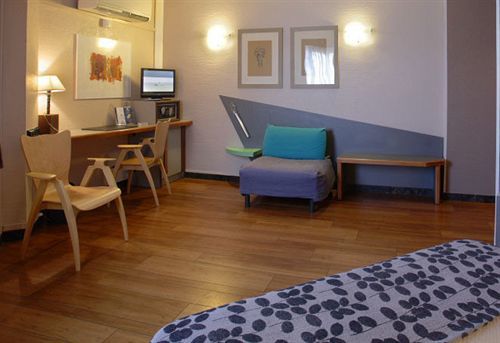 Crisol Quindos Hotel 3*